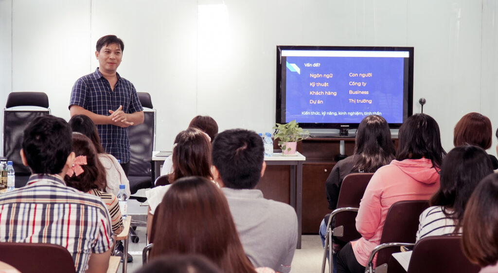 Tầm quan trọng của Controller - IT comter trong dự án