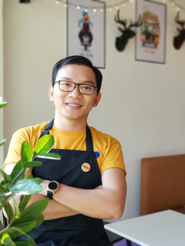 GIANTY-ers và nghề tay trái