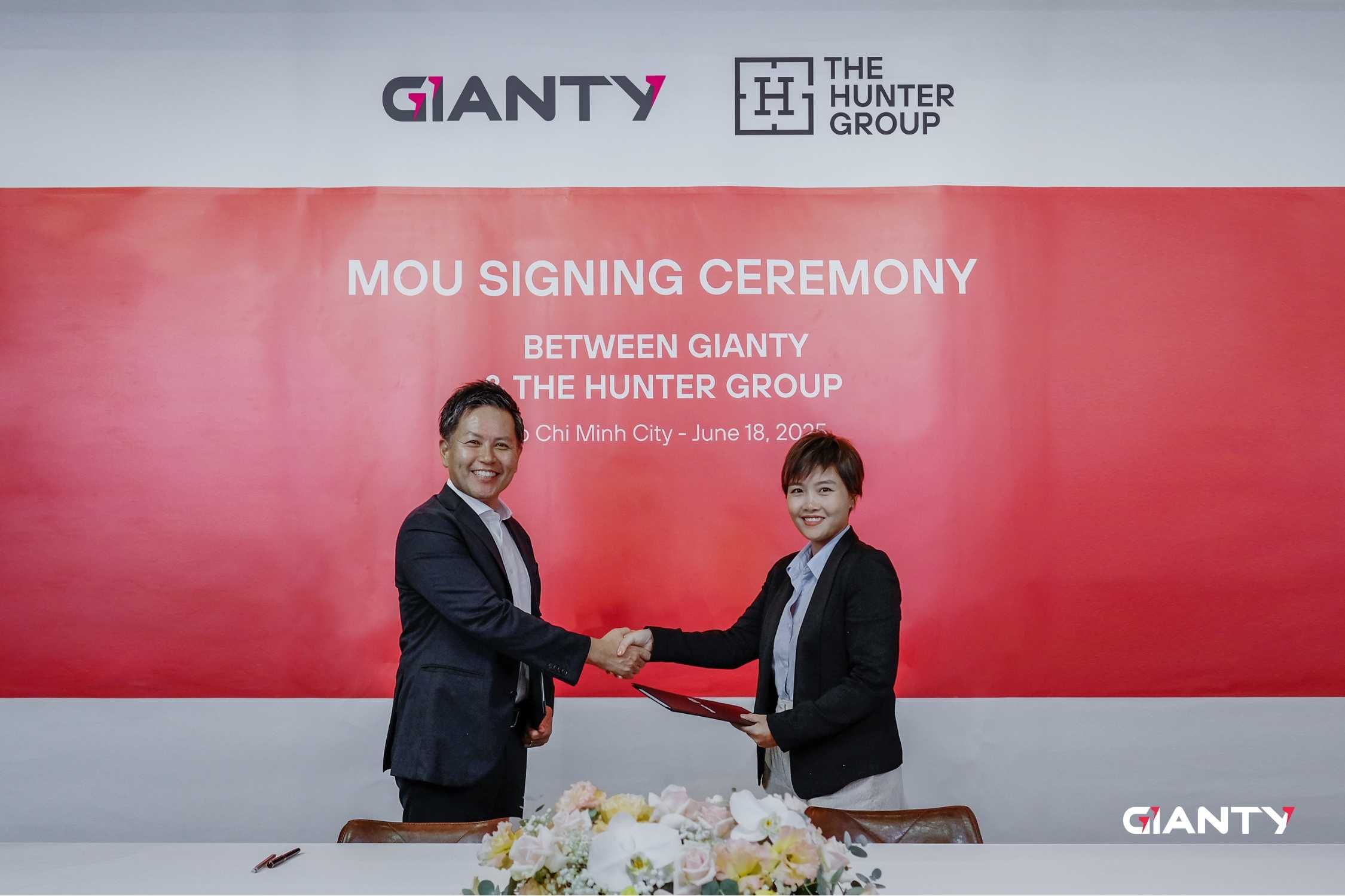 GIANTY & The Hunter Group signing MOU