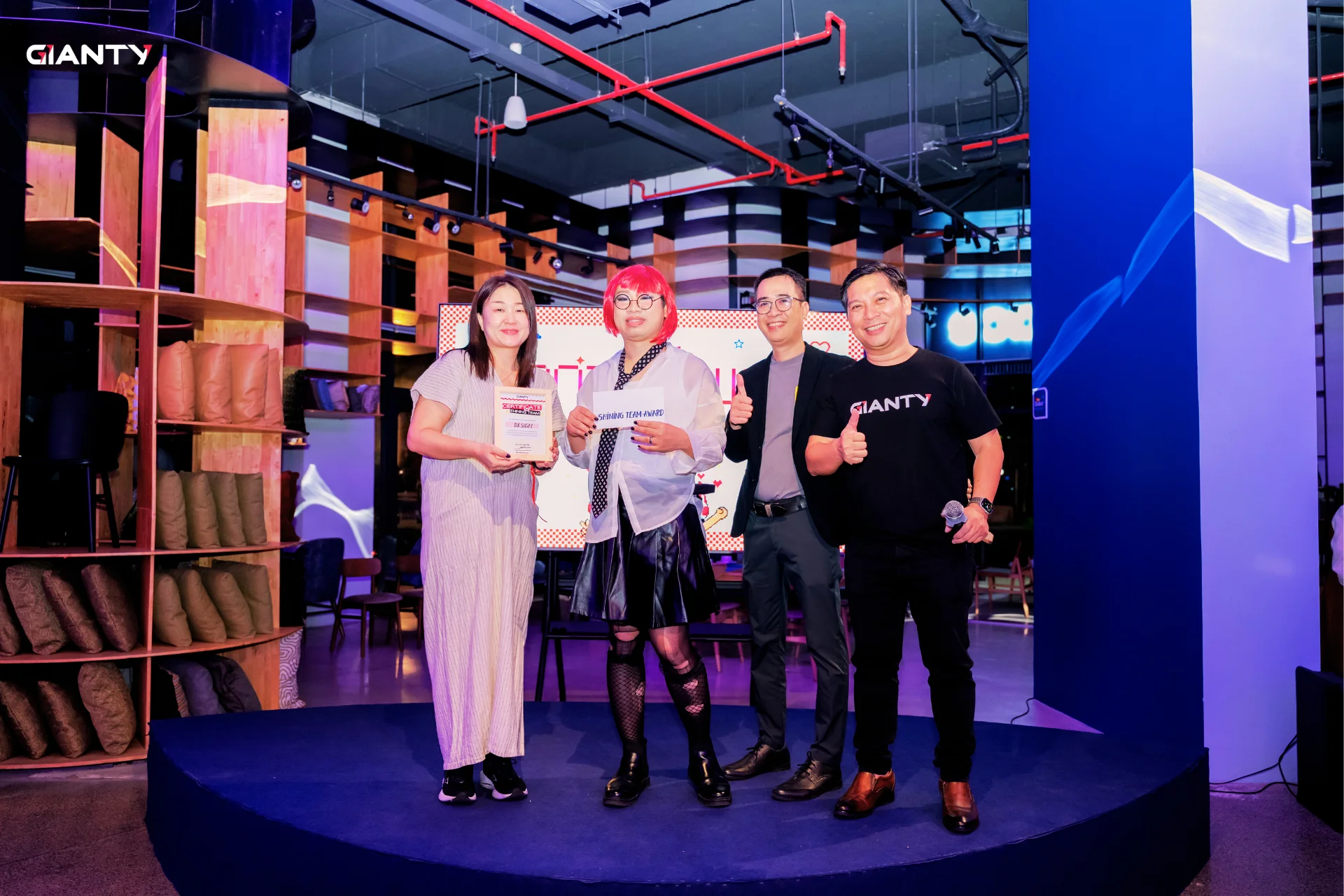 Shining Team - Team Design